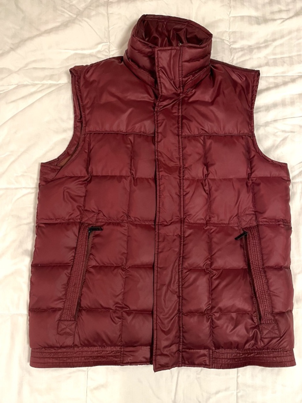 Marc New York Andrew Marc Women’s Medium Burgundy Red Down Puffer Vest Zip EUC